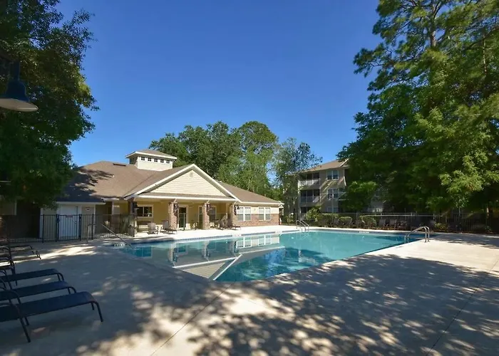 The Renew At Cricket - Near I75 , Pool & Gym