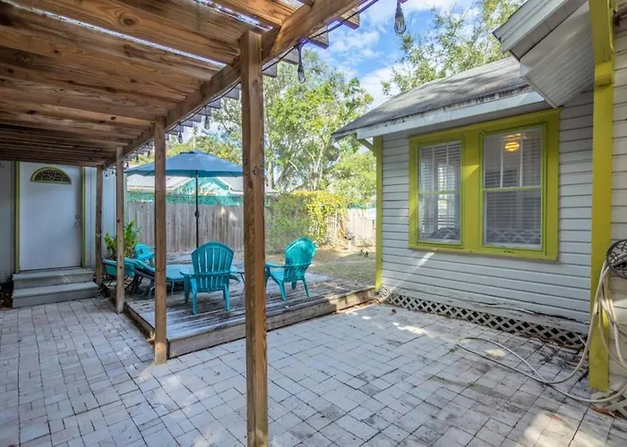 1940 Cottage Seen On Fyi, 2Bd 2Ba
