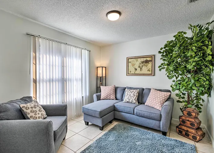 Sunny Abode, 10 Mi To University Of Florida!